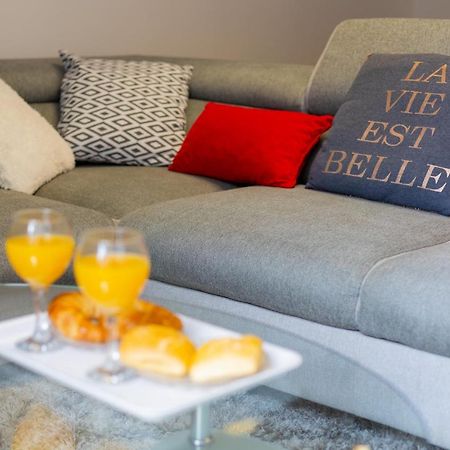 Bella Vista - Cozy Apartments With Easy Check-In And Free Parking Split Exterior photo