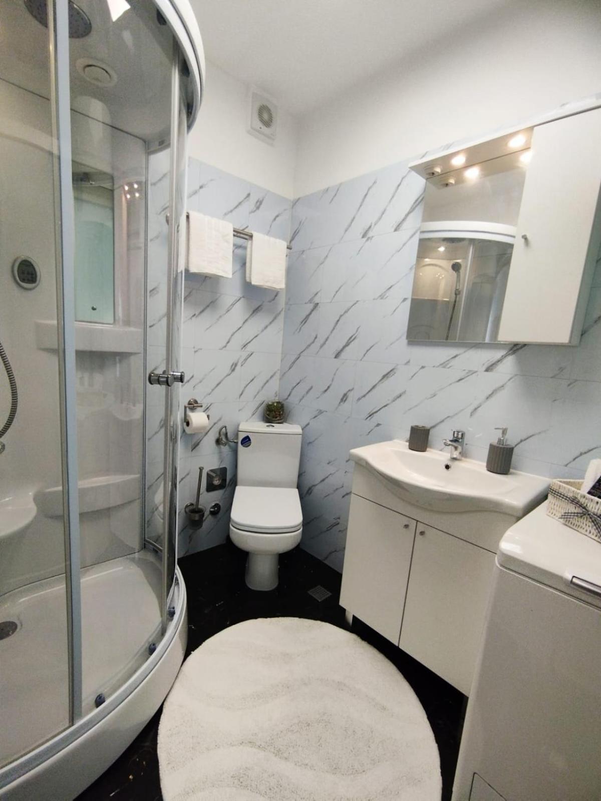 Bella Vista - Cozy Apartments With Easy Check-In And Free Parking Split Exterior photo